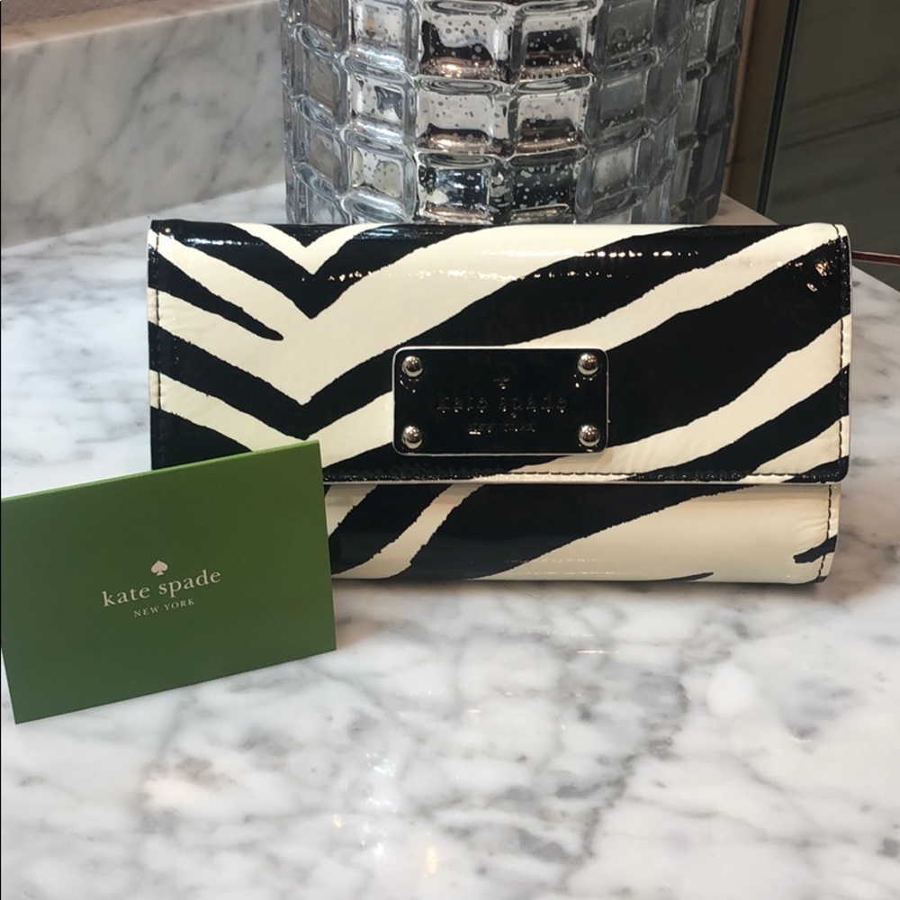 COPY - Kate Spade ♠️Wallet Brand New